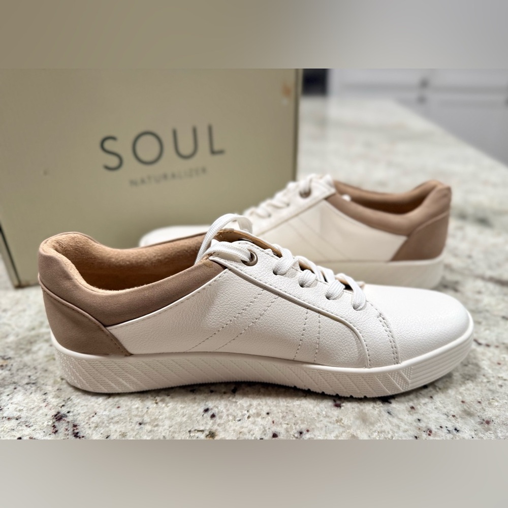 SOUL Naturalizer “NEELA” Lace-Up Platform Sneakers - Picture 8 of 13